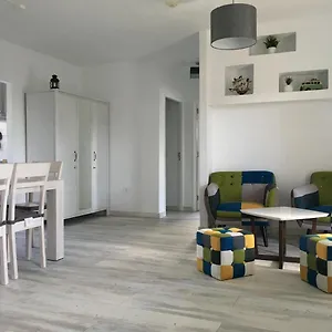 https://costa-luz-33.in-canary-islands.com